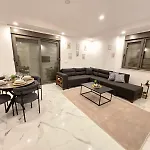 Odak 102 Pool & Nature Spacious Apartamento