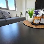 Odak 102 Pool & Nature Spacious Apartamento *