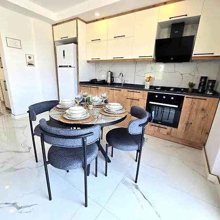 Odak 102 Pool & Nature Spacious Apartment Manavgat